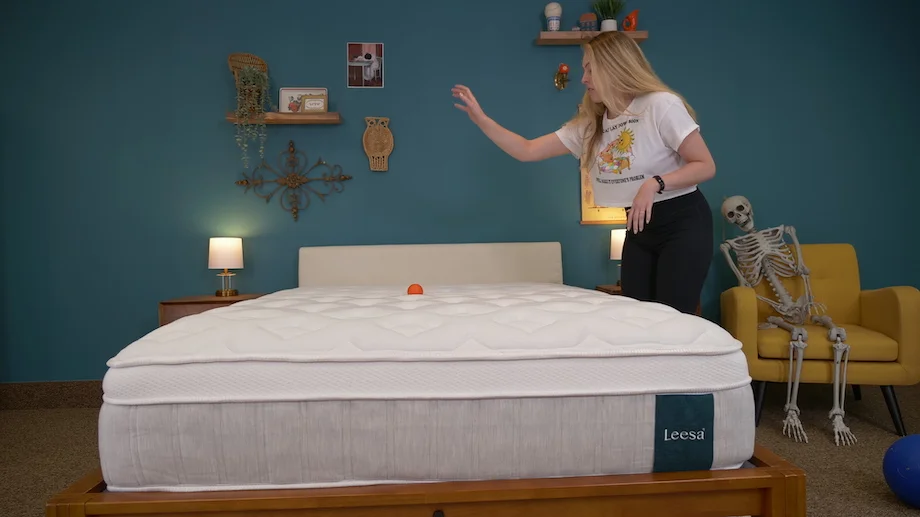 Best Mattress for Couples - Tested by Experts 37 Leesa Sapira Chill Hybrid bounce test