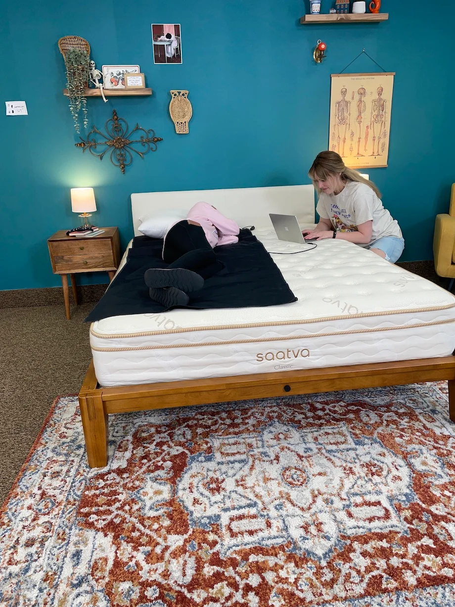 Saatva Classic pressure map testing