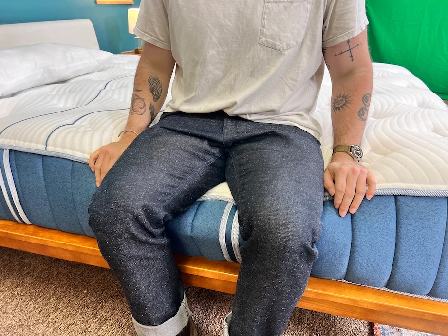 Best Hybrid Mattresses 213 Bear Elite Hybrid edge support test